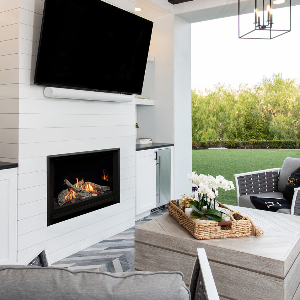 Outdoor Living | Gas & Wood Burning Fireplaces For Outside