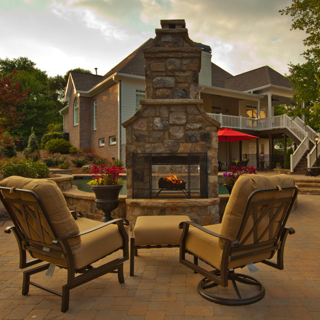 Outdoor Fireplaces in Edina, MN